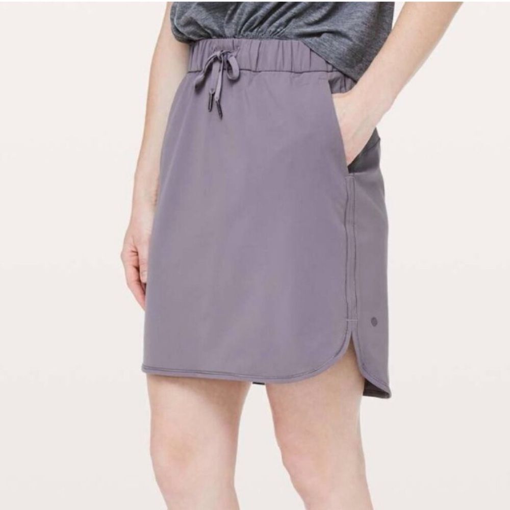 Lululemon On The Fly Skirt Size 4 Magnum Mini